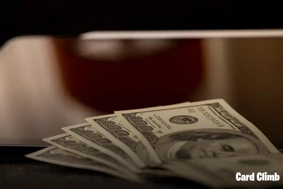 Smart Money Habits to Develop in Your 20s: Essential Tips